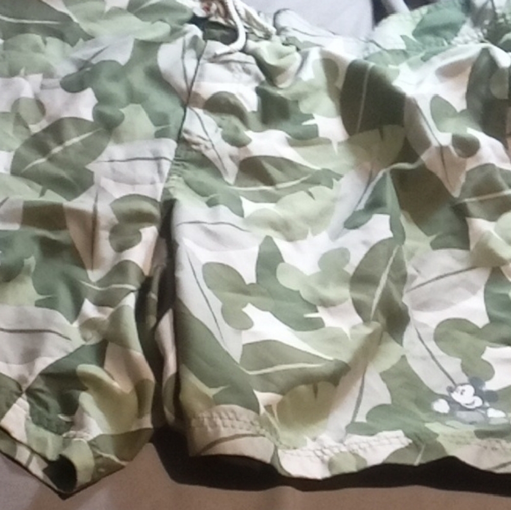 Disney Green Camouflage Men's Swim Shorts By Disneyland XL